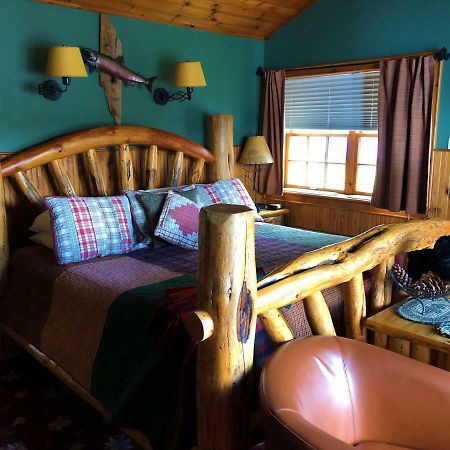 Lake George Boathouse Waterfront Lodging Bolton Landing Exteriör bild