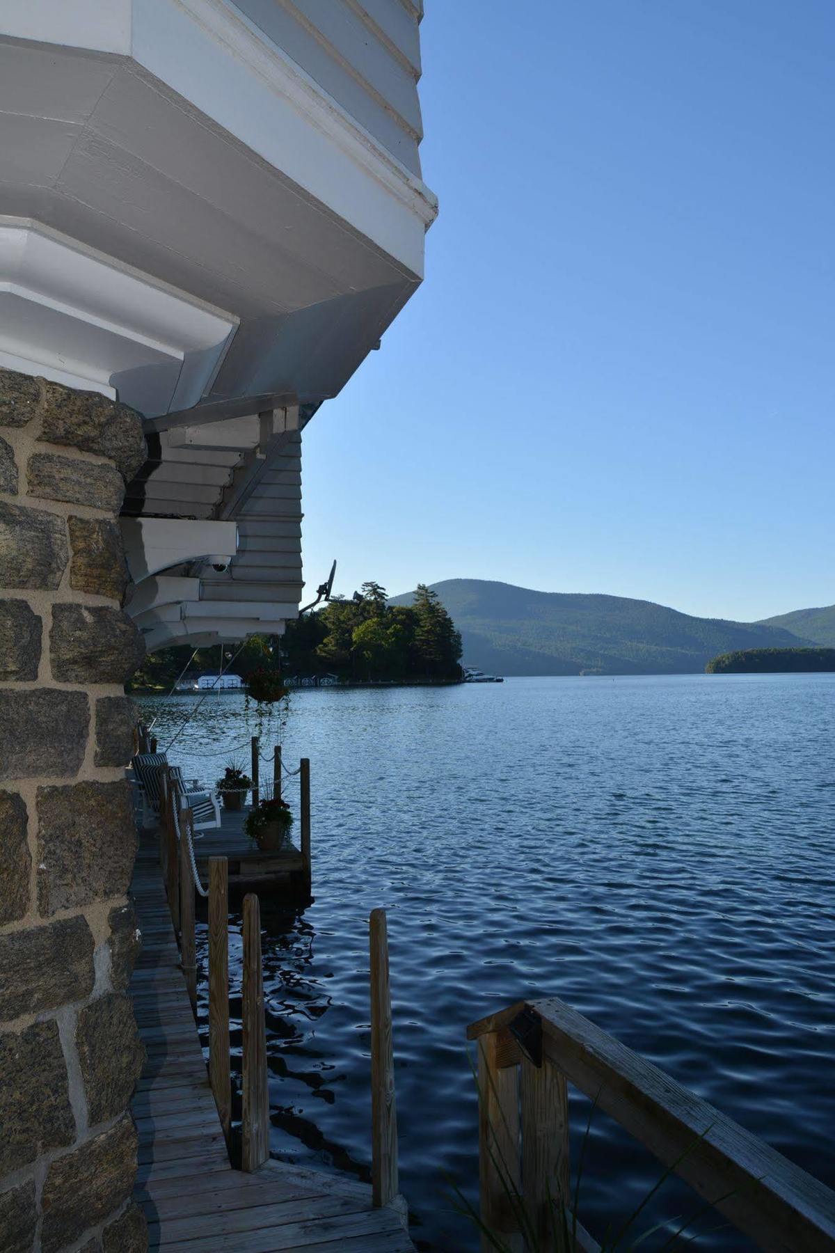 Lake George Boathouse Waterfront Lodging Bolton Landing Exteriör bild